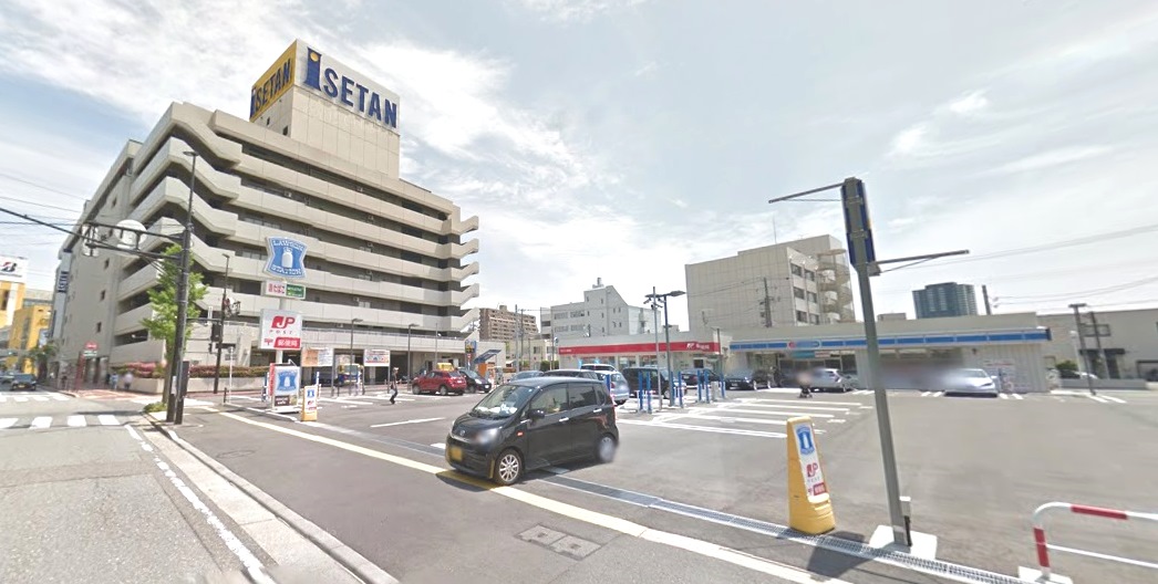 ショッピングセンター　万代シテイ（ショッピングセンター）まで214m