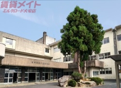 高校・高専　菰野町立八風中学校（高校・高専）まで700m