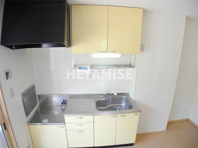 キッチン　※室内画像は別号室のもの