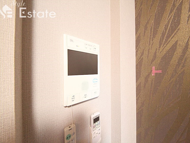 セキュリティ　モニター付きインターホン