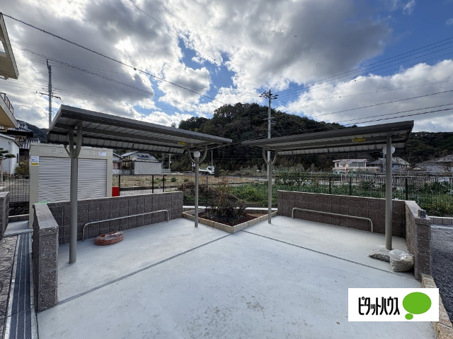 その他共有部分　建築中