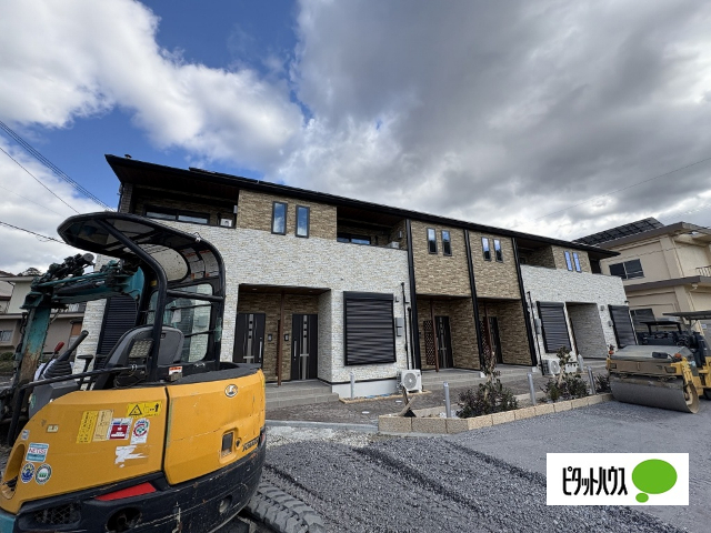 建物外観　建築中