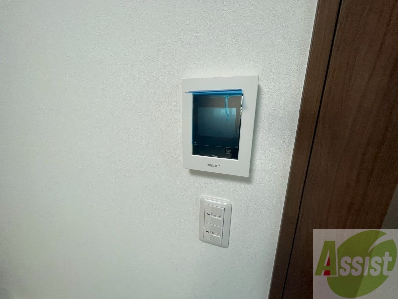 セキュリティ　モニタ付インターホンでセキュリティ面も安心です。