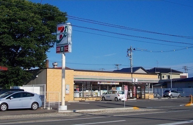 コンビニ　セブンイレブン　港北７丁目店（コンビニ）まで450m