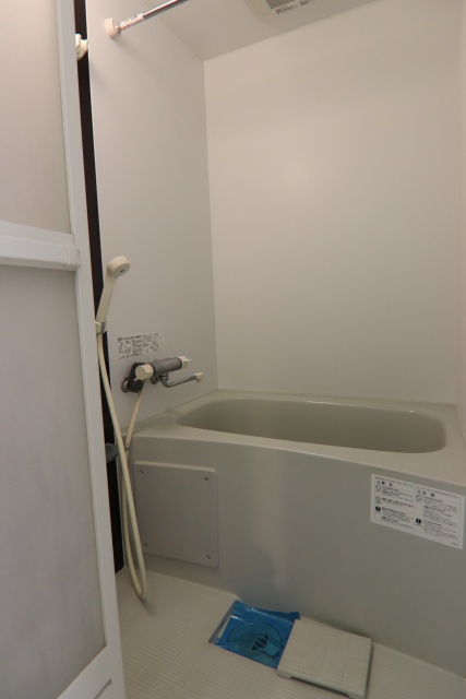 バス・シャワールーム　※別室の参考写真の為、現況優先です。