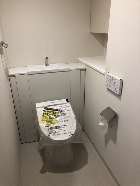 トイレ　温水洗浄便座あり