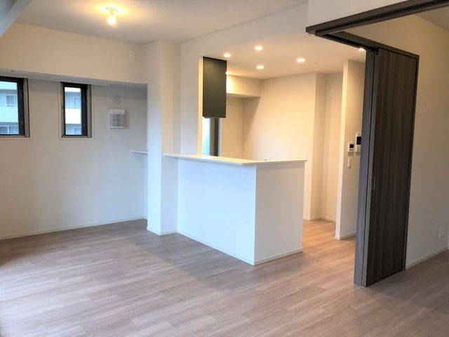 居室・リビング　約１５．５帖のＬＤＫ