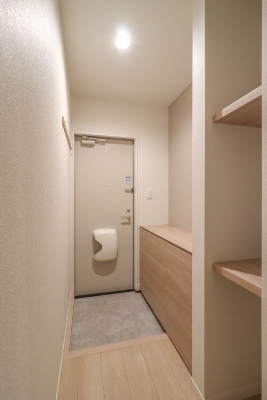 玄関　図面と現状に相違がある場合には現状を優先