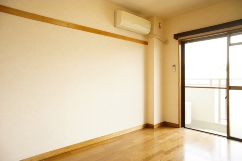 居室・リビング　図面と現状に相違がある場合には現状を優先