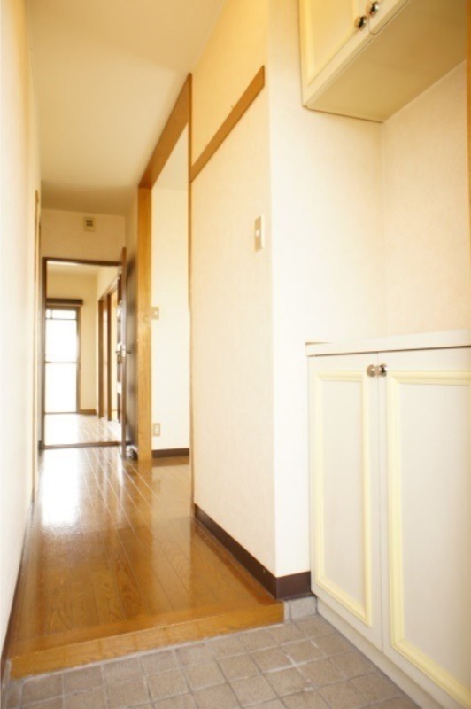 玄関　図面と現状に相違がある場合には現状を優先