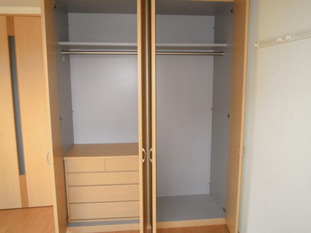 収納　クローゼット