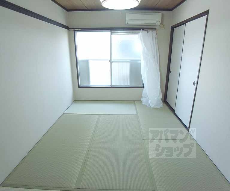 居室・リビング　和室６帖のお部屋です・