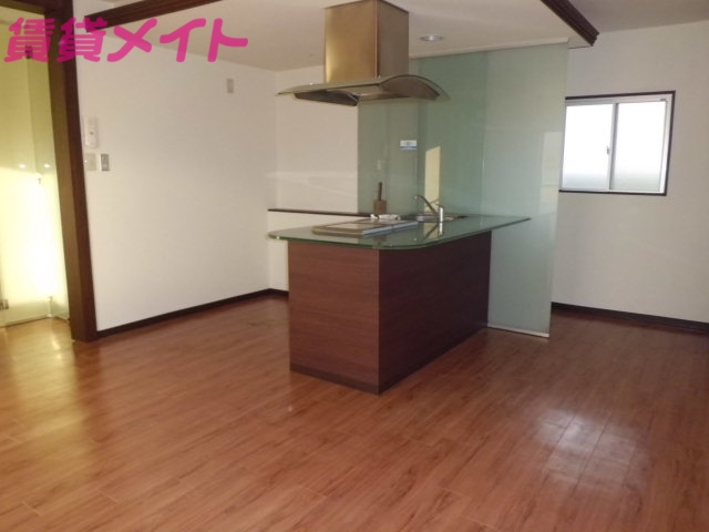 居室・リビング　同タイプの画像です