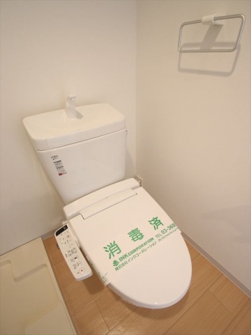 トイレ　ウォシュレット付トイレです♪