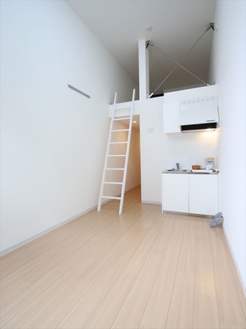 居室・リビング　6帖洋室♪エアコン完備です♪