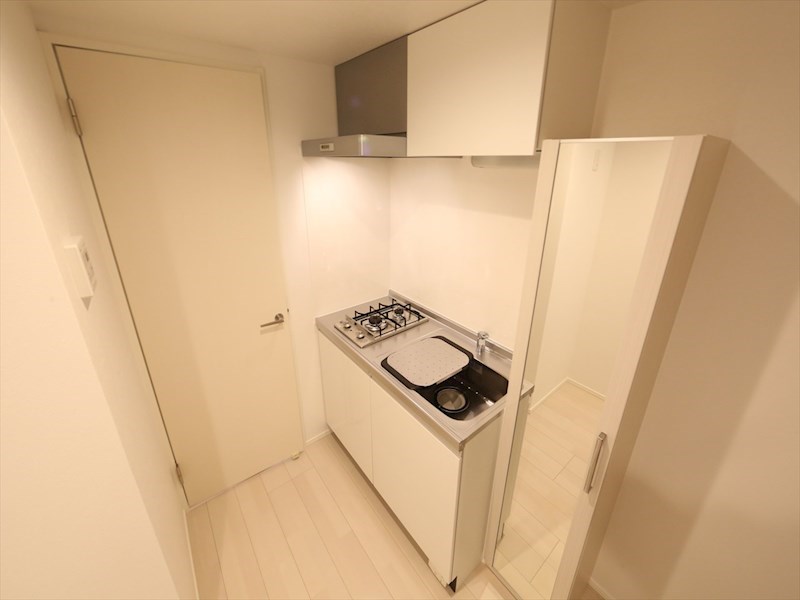 キッチン　システムキッチン（ガス2口コンロ付）