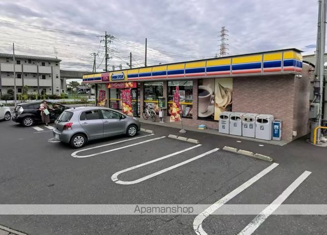 コンビニ　ミニストップ八潮木曽根店（コンビニ）まで725m