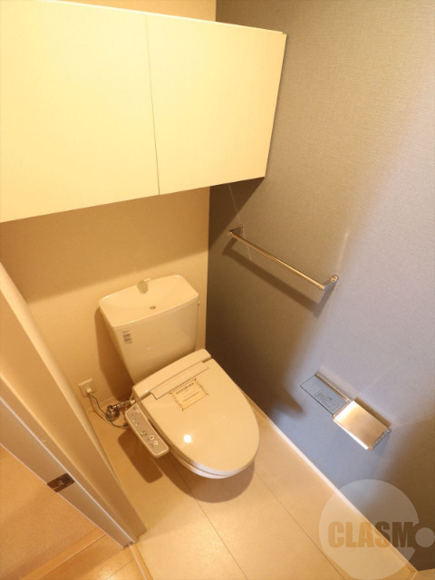 トイレ　温水洗浄便座