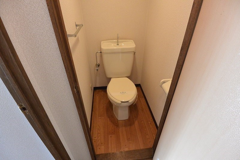 トイレ　トイレ