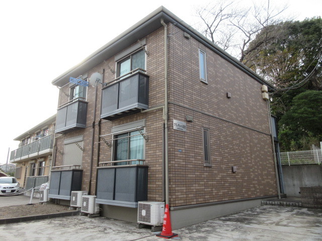 エントランス　耐震構造のセキスイハイム施工　南東向き全室角部屋日当たり良好