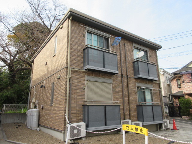 建物外観　耐震構造のセキスイハイム施工　南東向き全室角部屋日当たり良好