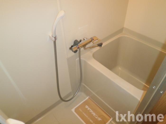 バス・シャワールーム　日々の疲れを癒すお風呂付です