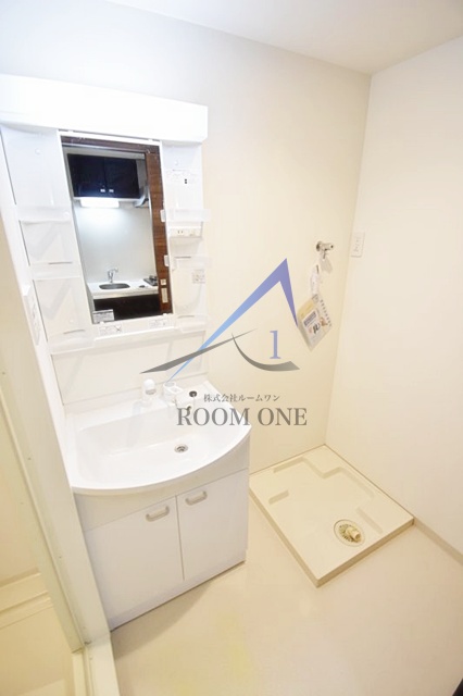 洗面設備　独立洗面台です。