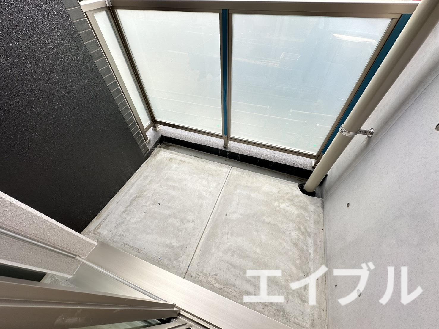 バルコニー　※建設中