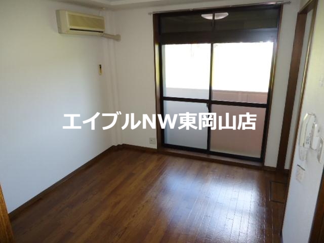 居室・リビング　洋室