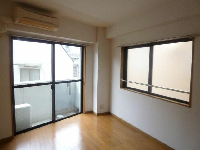 居室・リビング　※別部屋参考写真