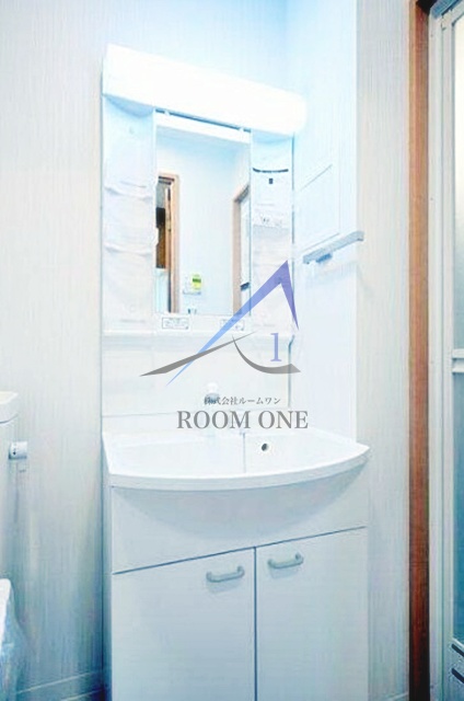 洗面設備　洗面台です。