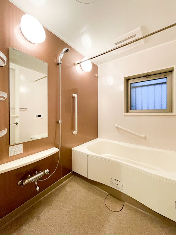 バス・シャワールーム