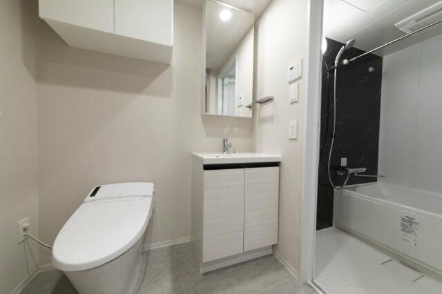 バス・シャワールーム