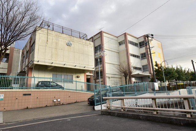 小学校　見付小学校（小学校）まで1700m