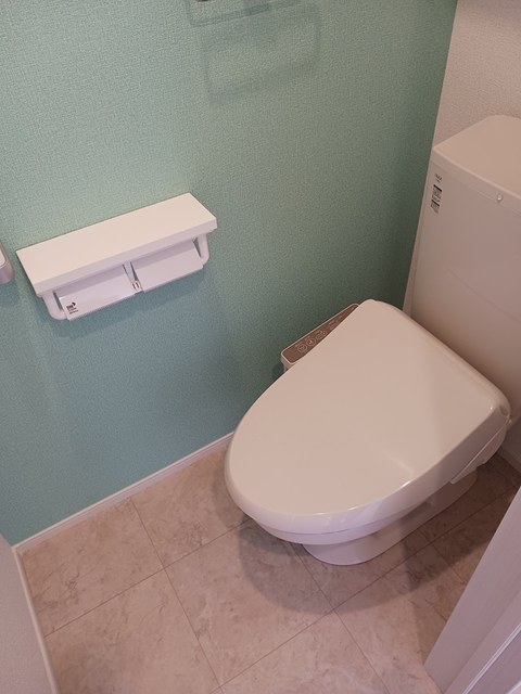 トイレ　シンプルで使いやすいトイレです