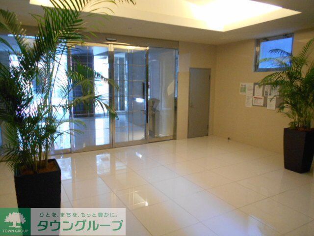 エントランス　エントランス