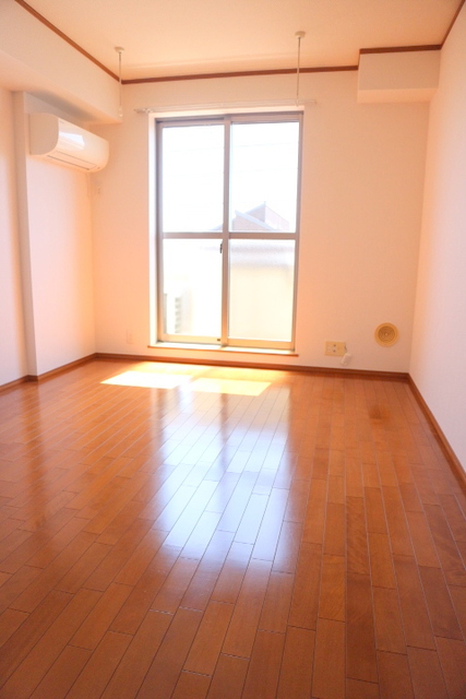 居室・リビング　南向きの居室