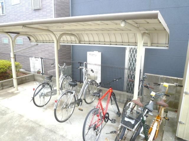 駐車場　★駐輪場★