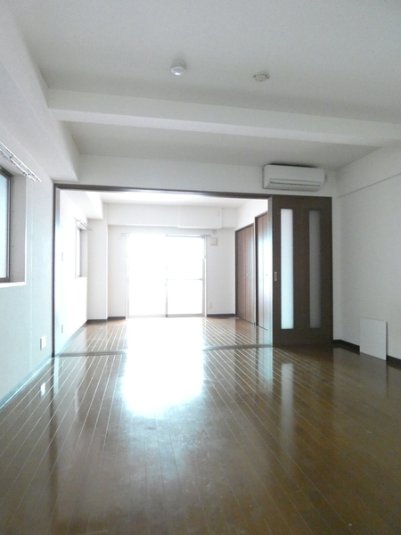 居室・リビング　広めの１ＬＤＫ