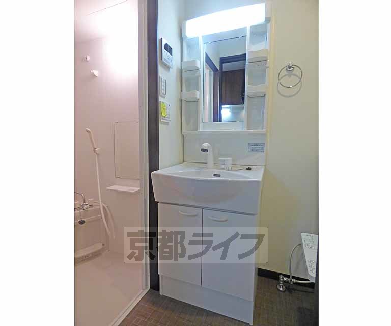 洗面設備　清潔感があります