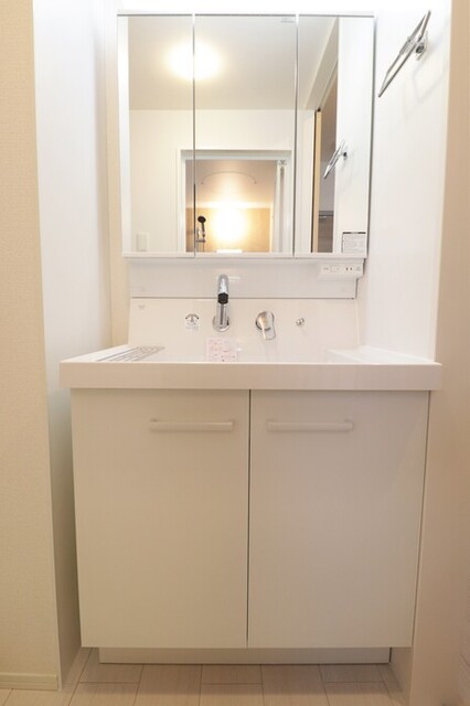 洗面設備　洗髪洗面化粧台