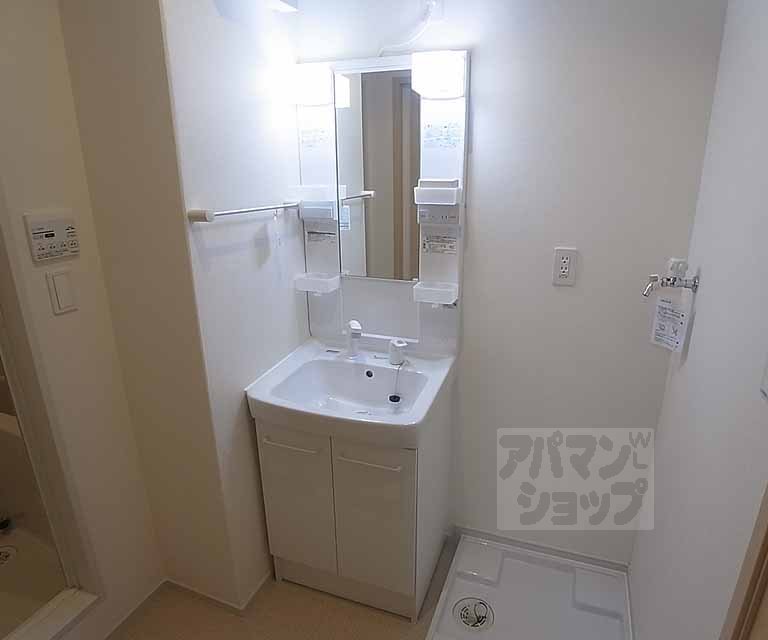 洗面設備　シャンプードレッサ―装備