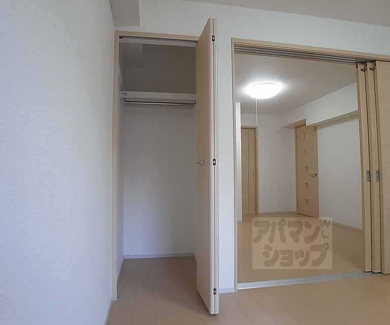 収納　クローゼット