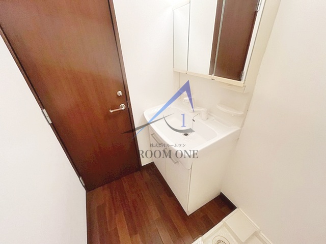 洗面設備　洗面台です。