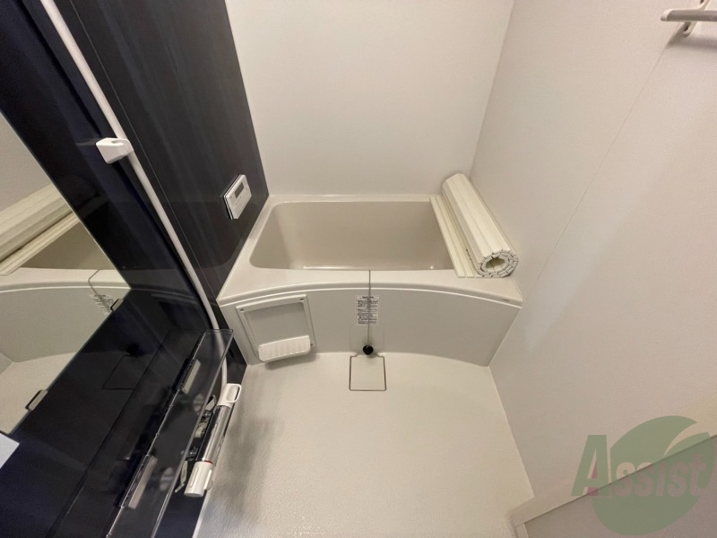 バス・シャワールーム　１人暮らしにはピッタリのサイズ感ですね！