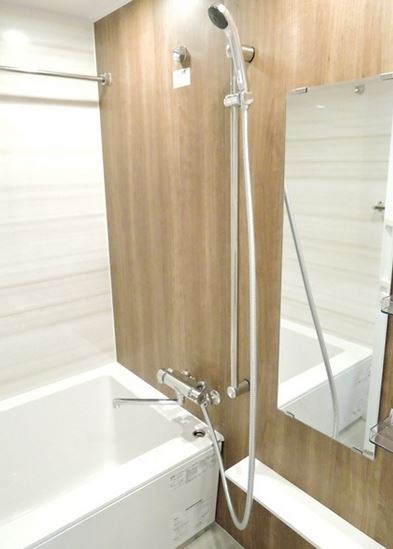 バス・シャワールーム　★広々としたバスルーム★