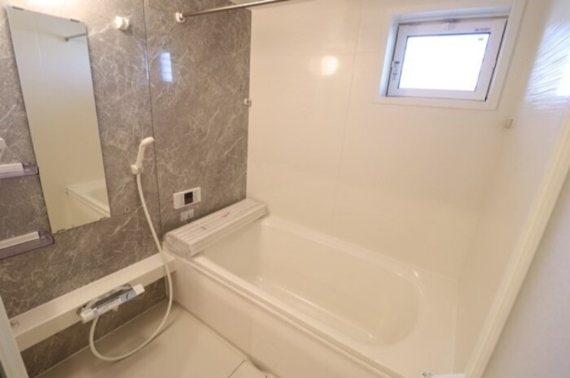 バス・シャワールーム　図面と現状に相違がある場合には現状を優先