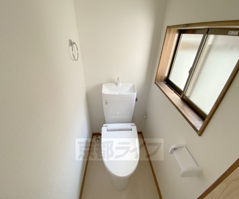 トイレ　ウォームレットトイレです。