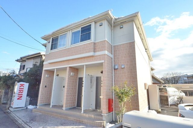 建物外観　陽当たり良好なお部屋です♪