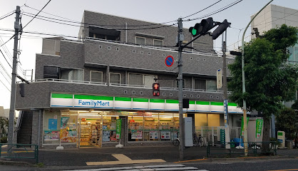 コンビニ　ファミリーマート 目黒柿の木坂店（コンビニ）まで353m